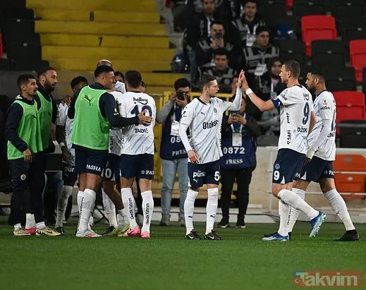 Hocalar kararını verdi! a href=/haberleri/fenerbahce class=tkktLnk Fenerbahçe/a - a href=/haberleri/besiktas class=tkktLnk Beşiktaş/a maçı 11’leri netleşti