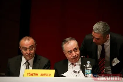 Galatasaray Başkanı Mustafa Cengiz basın toplantısı düzenledi