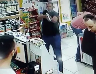 Müşterilerin gözü önünde kan donduran cinayet