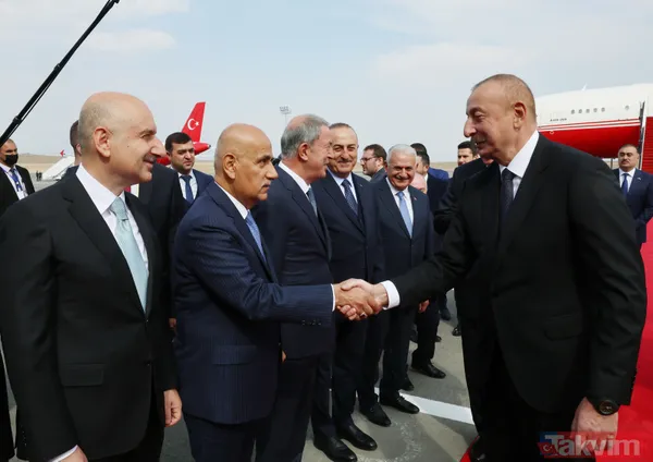 Azerbaycan Cumhurbaşkanı Aliyev'den Başkan Erdoğan'a samimi karşılama: Uçaktan iner inmez sarıldılar... Halter şov - 20