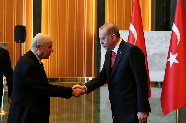 Bahçeli'den flaş yerel seçim açıklaması