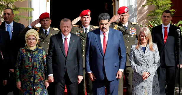 Venezuelalı askerler İstiklal MarÅı'nı hep bir aÄızdan okudu ile ilgili görsel sonucu