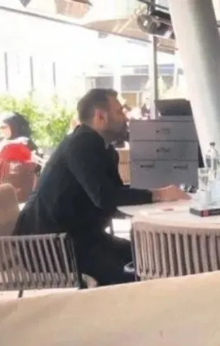 Galatasaray'da seçim öncesi flaş gelişme! Okan Buruk ile kritik temas! Metin Öztürk ve Eşref Hamamcıoğlu kimle çalışacak?