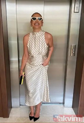 Aleyna Tilki'nin mini etek lise kostümü bir etkinlik yarattı! Ne tür bir lise var?