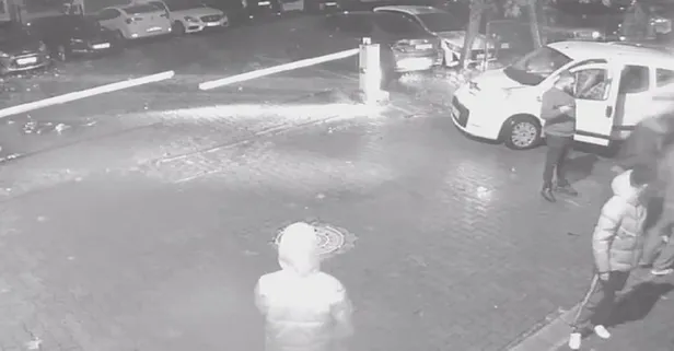 Pendik’te alkollü sürücü dehşeti: 2 kişiye çarpıp kaçarken 7 araca zarar verdi