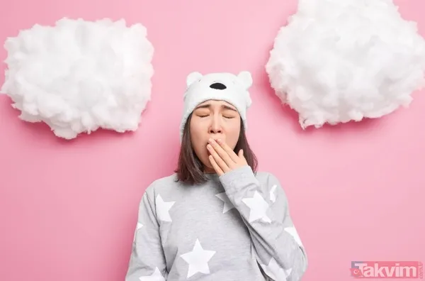 NE İŞE YARAR, NE YARAMAZ? UYKU YÖNTEMLERİ KARŞILAŞTIRMASI Yazarın 5 üzerinden yaptığı puanlamaya göre yöntemlerin etkinliği şu şekildedir: Yöntem Puan Temel...