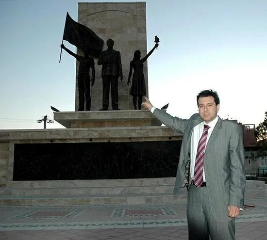 CHP'nin torpilci başkanı İsmail Uygur'un ilk skandalı bu değil!-3