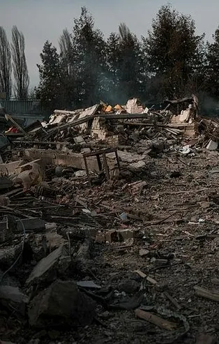 Dakika dakika Rusya-Ukrayna savaşı | Ukrayna lideri Zelenskiy'den 'Kiev' çıkışı!