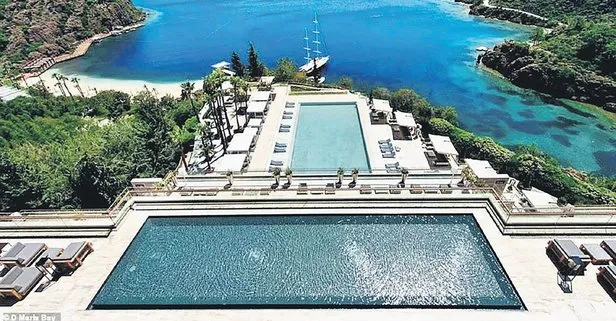 Türkbükü’ndeki 195 TL’lik lahmacun rekorunu Marmaris’teki çok ünlü otel egale etti! Tam 280 TL’ye servis yaptılar