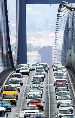 İstanbul'a kademeli yaya geçidi geliyor