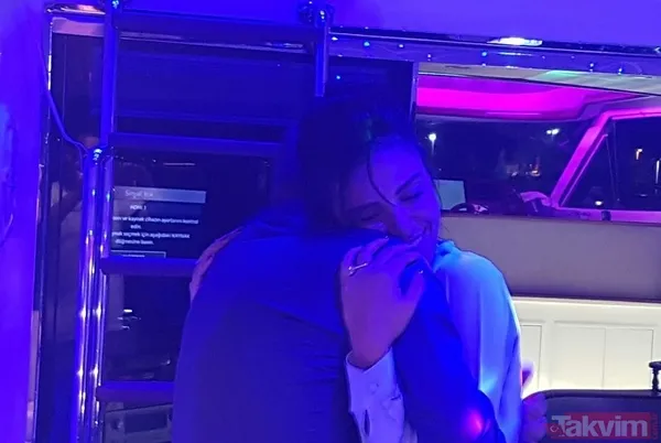 8 yıldır aynı yastığa baş koyuyorlar! Caner Erkin'den eşi Şükran Ovalı'ya romantik sözler: Her geçen gün daha da çok aşık oluyorum - 5