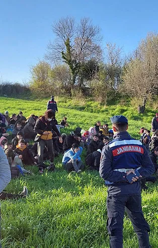Çanakkale'de 123 düzensiz göçmen yakalandı