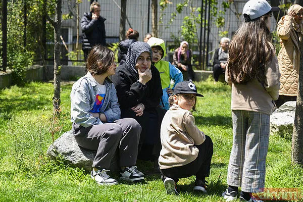 İstanbul 6,2 ile sallandı! Vatandaşlara kritik uyarı: İşte deprem anında yapılması gerekenler - 6