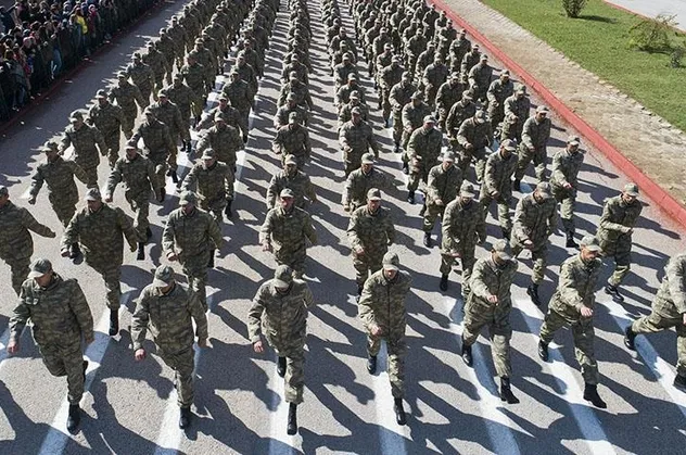 TSK'dan koronavirüse karşı sıkı tedbir! Terhis edilecek askerler için karar verildi