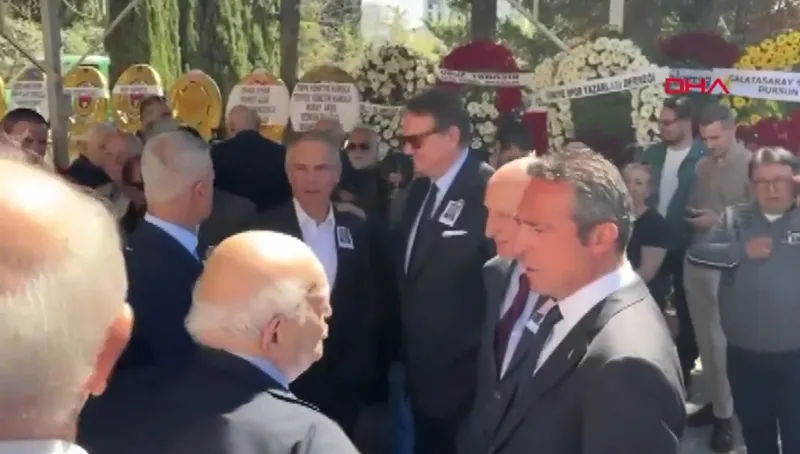TSYD'nin eski başkanlarından Togay Bayatlı son yolculuğuna uğurlandı! Cenazede soğuk rüzgarlar: Ali Koç ve Hasan Arat, Dursun Özbek ile yan yana gelmedi-5