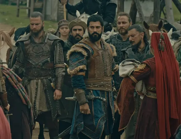 hiddetimin-asli-budur-sana-kurulus-osman-57-bolum-fragmani-muptezelce-tavirlari-canina-mal-olacak-1619864786796.jpg Kuruluş Osman'da şehadete yürüdü herkes gözyaşlarına boğuldu! Obada matem havası! Kuruluş Osman 57. bölüm fragmanı izle-9