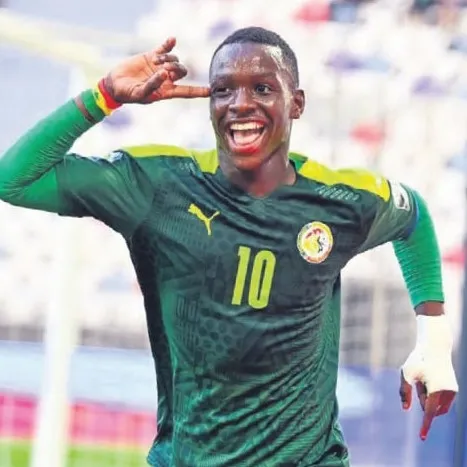 Süper yıldızların arasında