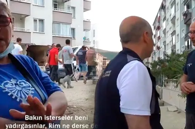 Selzedelerden yaraları hızla saran hükümete tam not: Aileden CHP'liyim ben böyle çalışma görmedim