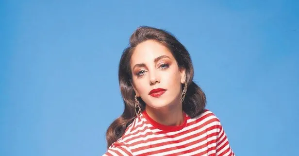 Çeşme 'öykü'sü! Can Bonomo ve eşi Öykü Karayel İstanbul’u terk etti! | Ünlü çift bakın nereye yerleşti?