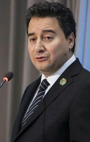 Ali Babacan'a "ihanet" tepkisi: "Bunun adı riyakârlıktır, sahtekârlıktır, iki yüzlülüktür"