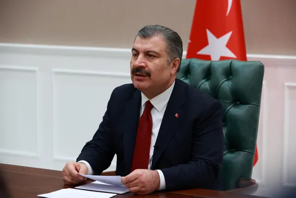 son-dakika-saglik-bakani-fahrettin-kocadan-koronavirus-bilim-kurulu-toplantisinin-ardindan-onemli-aciklamalar-1635357510175.jpg