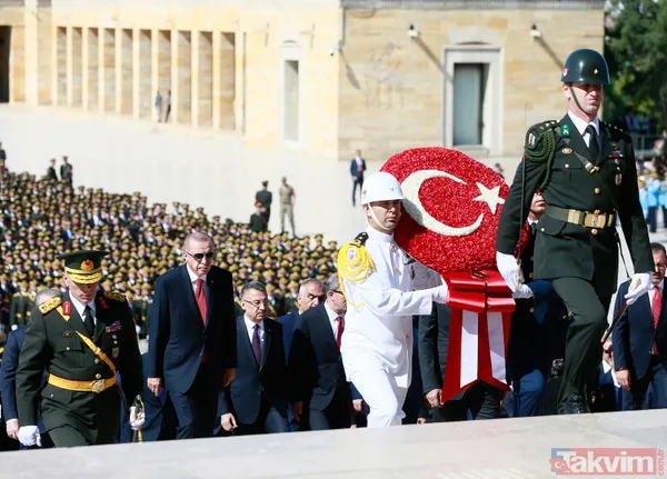 Büyük Zaferin 97'nci yıl dönümü! Anıtkabir'den özel kareler - 23