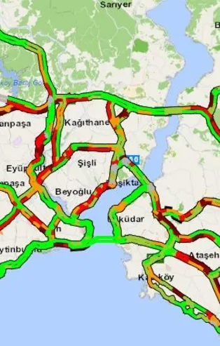 İstanbul'da trafik çilesi bitmek bilmiyor! Sabah saatlerinden itibaren trafik kilitlendi