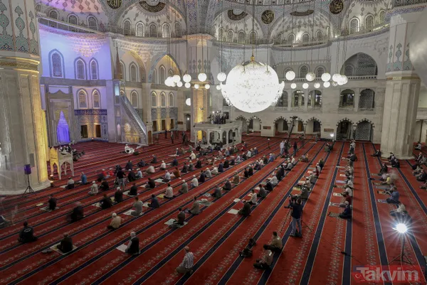 Bin aydan daha hayırlı olan Kadir Gecesi tüm yurtta idrak edildi: Filistinli mazlumlara dua edildi - 23