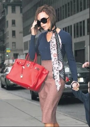 Jennifer Lopez'den Kim Kardashian'a Derin Mermerci'den Bahar Şer... Zenginlik göstergesi Hermes yatırım aracı çıktı!-7