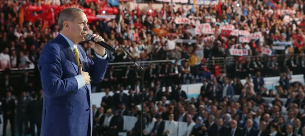 "Kim dönerse dönsün biz dönmeyiz bu yoldan"
