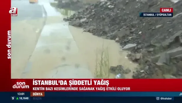 İstanbul'da yağmur sokakları göle çevirdi! İşte o görüntüler