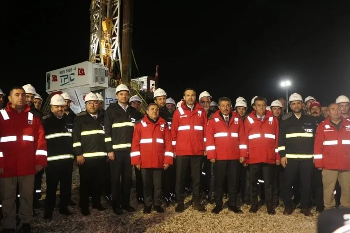 Son dakika: Enerji ve Tabii Kaynaklar Bakanı Alparslan Bayraktar: Şırnak petrol kenti olacak-3