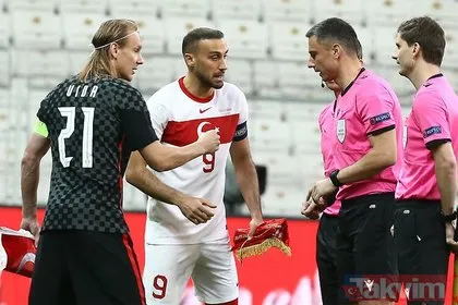 Türkiye-Hırvatistan maçında koronavirüs şoku! Beşiktaşlı Domagoj Vida pozitif çıktı, apar topar oyundan alındı