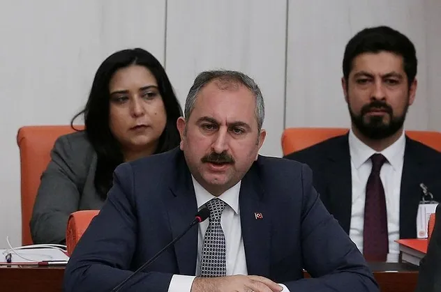 Adalet Bakanı Abdulhamit Gül: İyi hal indirimini anlayamıyorum