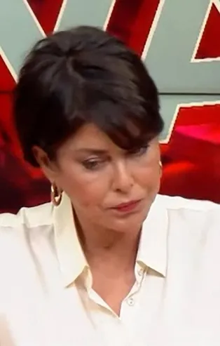 Dolardan daha hızlı düşen tek şey Halk TV sunucusu Şirin Payzın'ın yüzü! "Yanlış veriyor olabilir misiniz?"