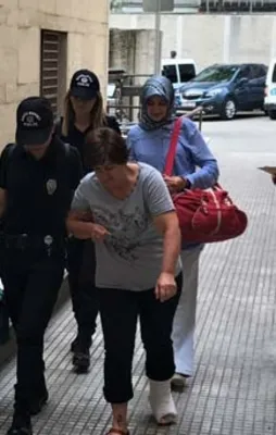 FETÖ'cü abla kaçmak için camdan atladı