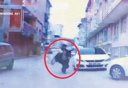 asrin-felaketini-ekranlarda-gordu-yardim-icin-amerikandan-apar-topar-kostu-1677880138047.jpeg Asrın felaketini ekranlarda gördü yardım için Amerikan'dan apar topar koştu-4