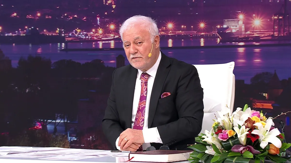 Prof. Dr. Nihat Hatipoğlu ile İftar 4. bölüm | 22 Şubat programı izle