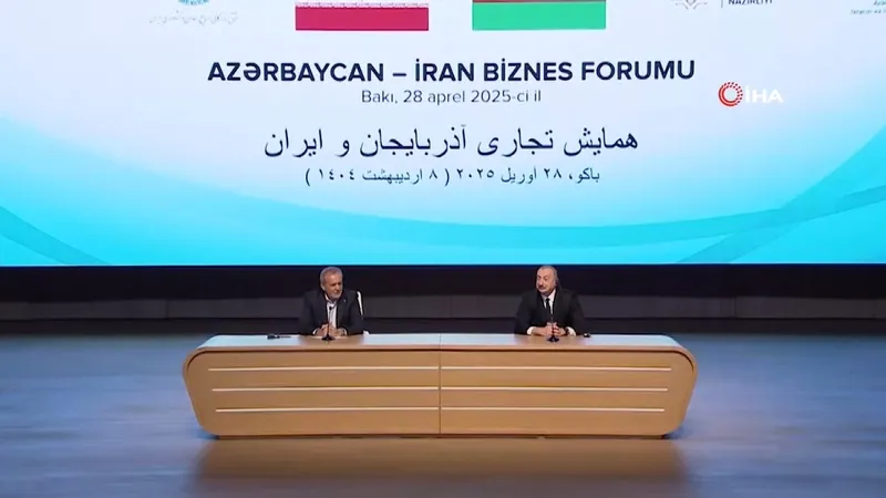 salondaki-tum-katilimcilar-alkisladi-iran-cumhurbaskani-pezeskiyan-bakude-turkce-siir-okudu-1745863414639.jpeg