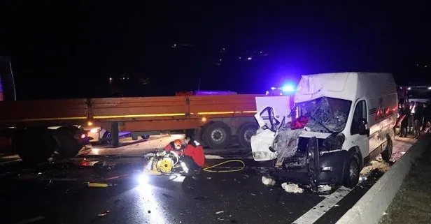 Anadolu Otoyolu’nun Bolu kesiminde korkunç trafik kazası: 6 yaralı