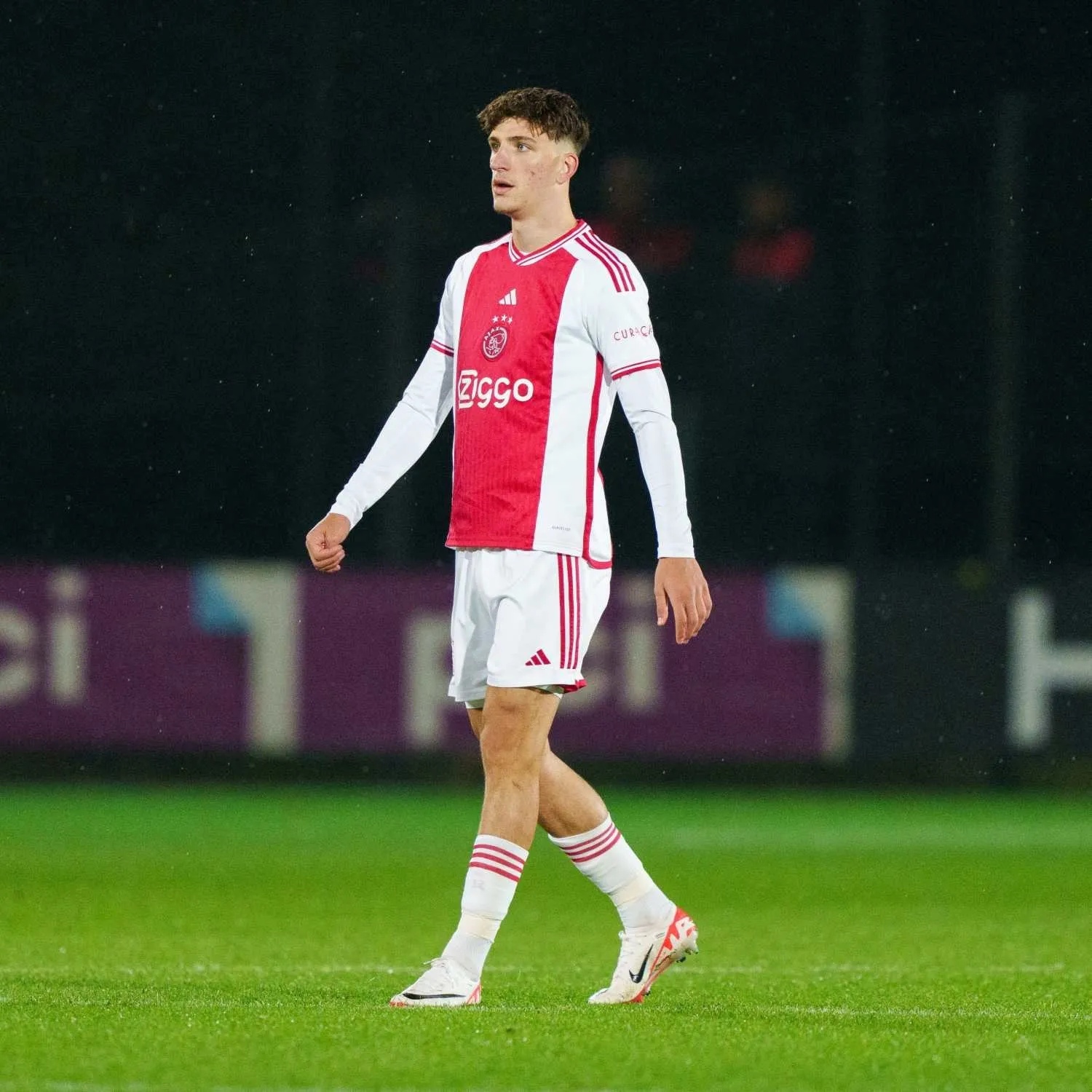 Galatasaray savunmaya duvar örecek! Transferde hedef milli yıldız - 25