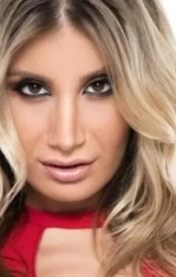 İrem Derici tükendi