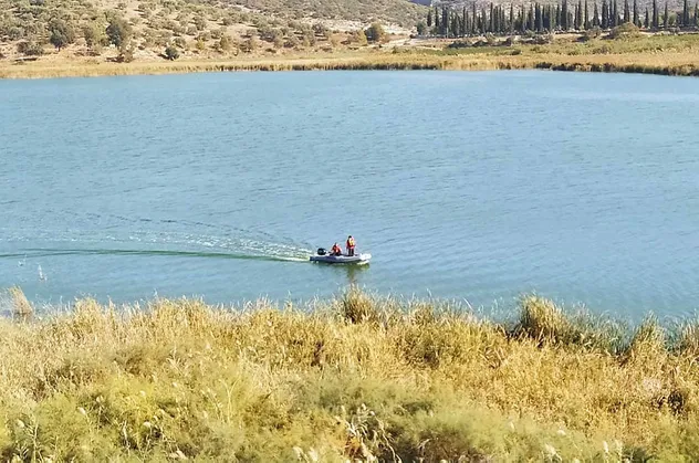 İzmir'de balık tutmak isteyen genç hayatından oldu