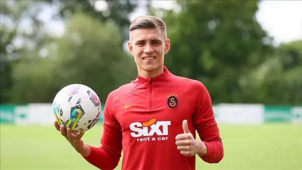 a-milli-futbol-takiminin-aday-kadrosu-aciklandi-3-yeni-isim-1693566669975.jpeg A Milli Futbol Takımı'nın aday kadrosu açıklandı! 3 yeni isim!-3