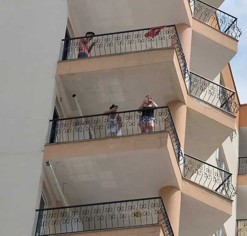 İntihar girişimini canlı yayınladılar - 2