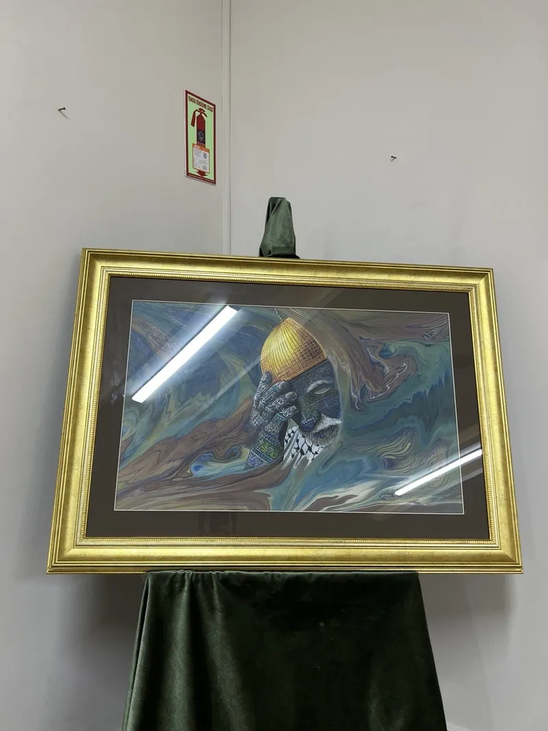 cinar-kultur-ve-sanat-merkezinde-acilan-vahyin-mubarek-kildigi-ozgur-belde-kudus-sergisi-6-marta-kadar-ziyaret-1707586138027.jpg Çınar Kültür ve Sanat Merkezi'nde açılan "Vahyin Mübarek Kıldığı Özgür Belde Kudüs" sergisi 6 Mart'a kadar ziyaretçilerini bekliyor-8