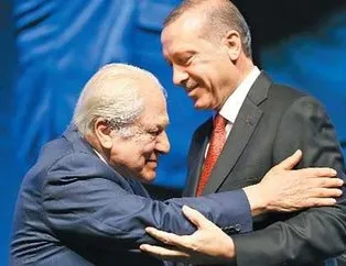 Başkan Erdoğan Kudüs Şairi Nuri Pakdil’i andı