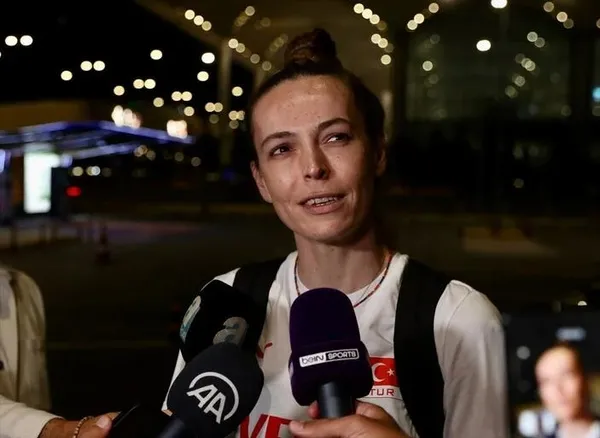 filenin-sultanlari-olimpiyat-hedefi-icin-japonyaya-gitti-1694204071948.jpeg Yolunuz açık olsun! Filenin Sultanları olimpiyat hedefi için Japonya’ya gitti-4