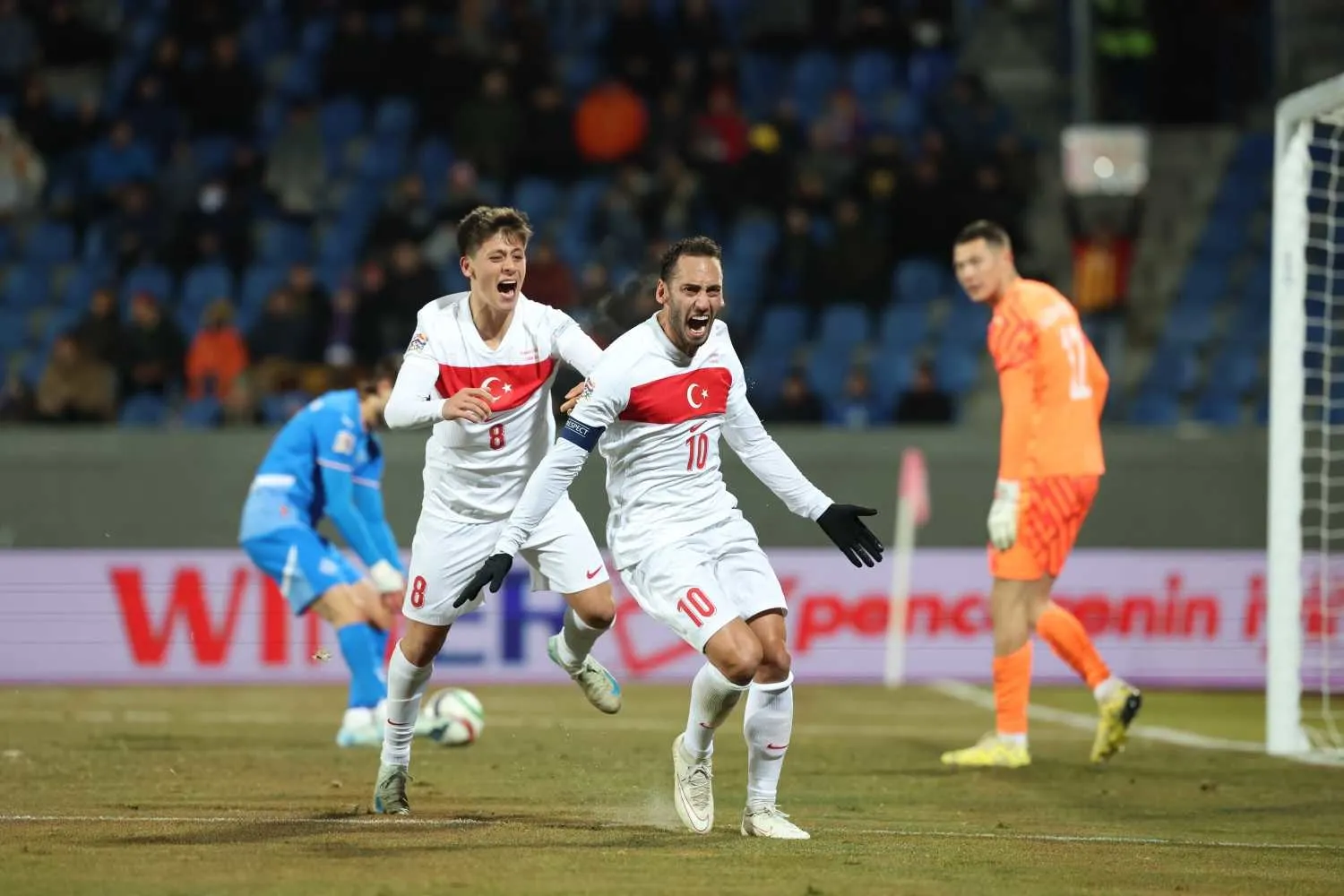 Kalede savaş! Montella Türkiye'nin Macaristan maçı 11'ini netleştirdi - 8