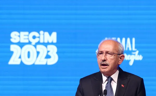 kemal-kilicdaroglunun-hesabi-sasti-kucuk-ortaklara-37-vekil-kaptirdi-chp-iyice-eridi-1684215649102.jpg CHP'li Tanju Özcan ve DEVA Partili Mustafa Yeneroğlu arasında Nazi kavgası! "Bu kafanın yeri ya akıl hastanesi ya da cezaevi"-6